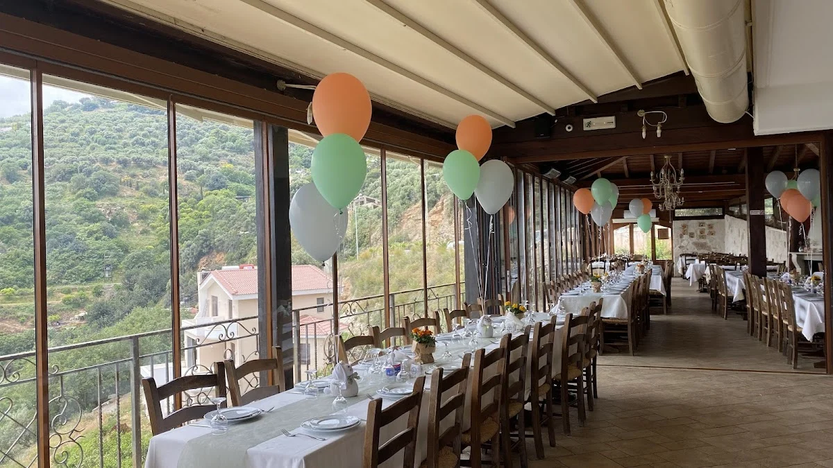 Atelier Kalles Νυφικά Βαπτιστικά Ηράκλειο Κρήτης