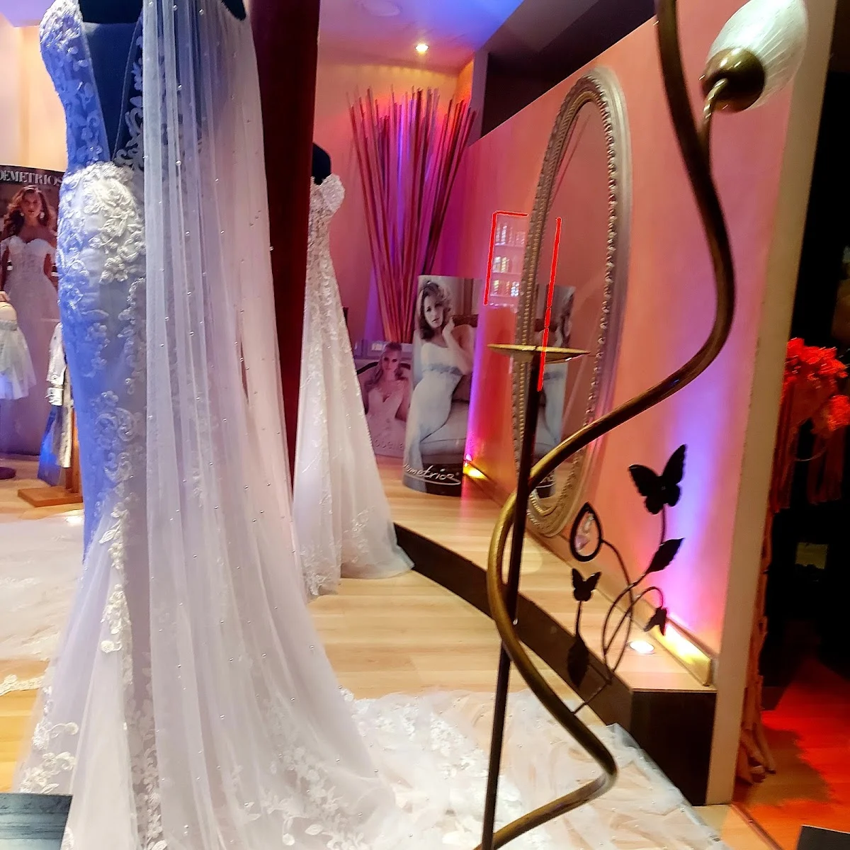 MAGIC MIRROR AGRINIO