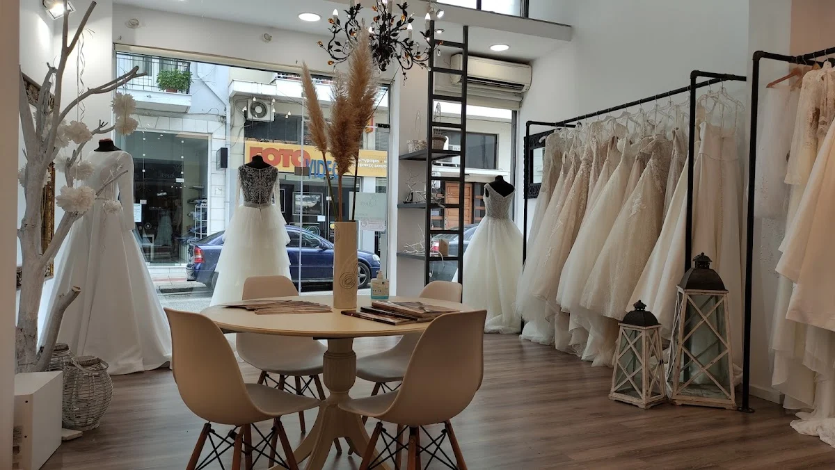 Queen Wedding Salon